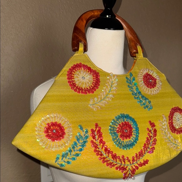 Vintage Green Bag with Floral Embroidered - Picture 5 of 11